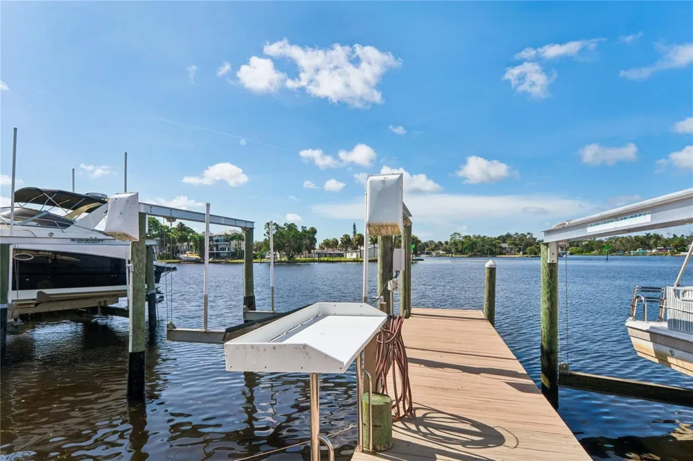 5531 MANATEE POINT DRIVE New Port Richey, FL 34652