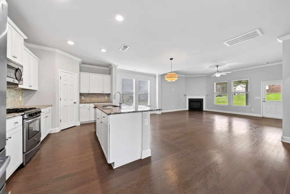 223 Hempstead Ct Gallatin, TN 37066