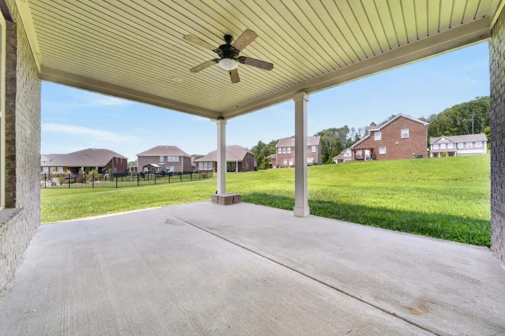 223 Hempstead Ct Gallatin, TN 37066