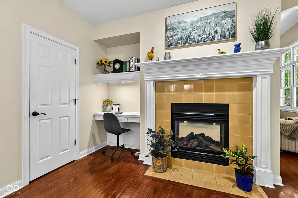 1724 E Greyhawk Way Greenfield, IN 46140