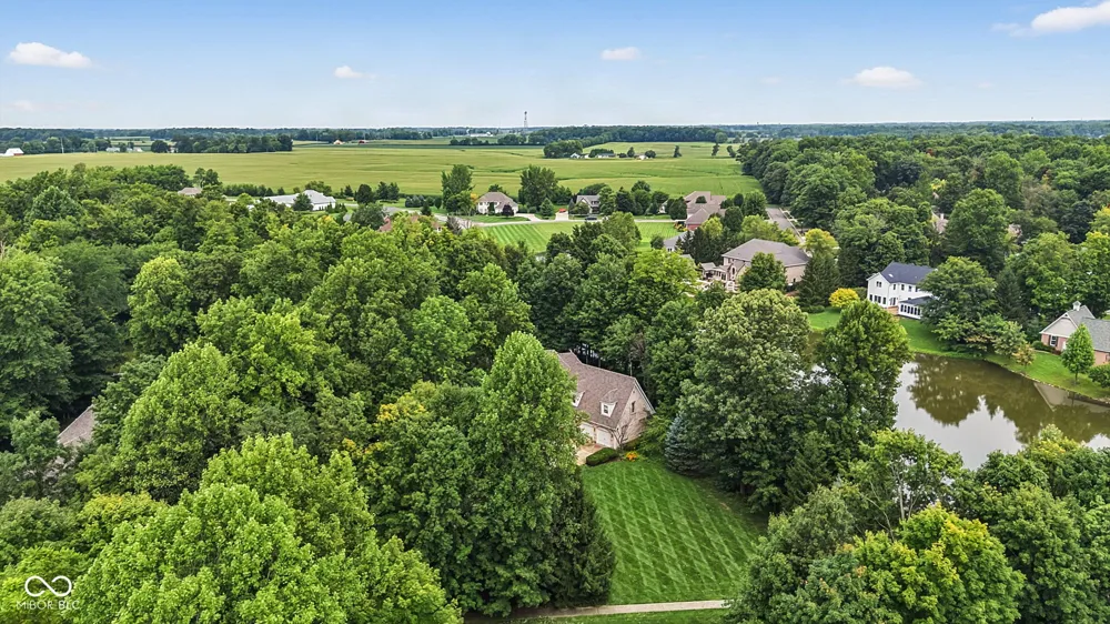 1724 E Greyhawk Way Greenfield, IN 46140