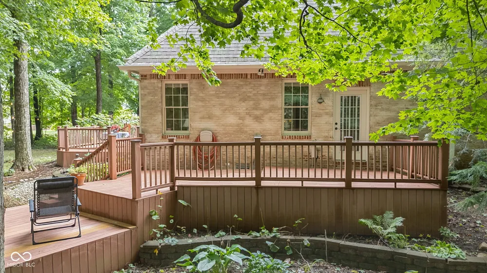 1724 E Greyhawk Way Greenfield, IN 46140