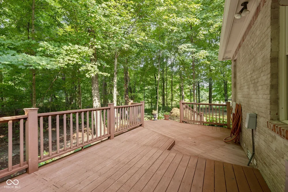 1724 E Greyhawk Way Greenfield, IN 46140
