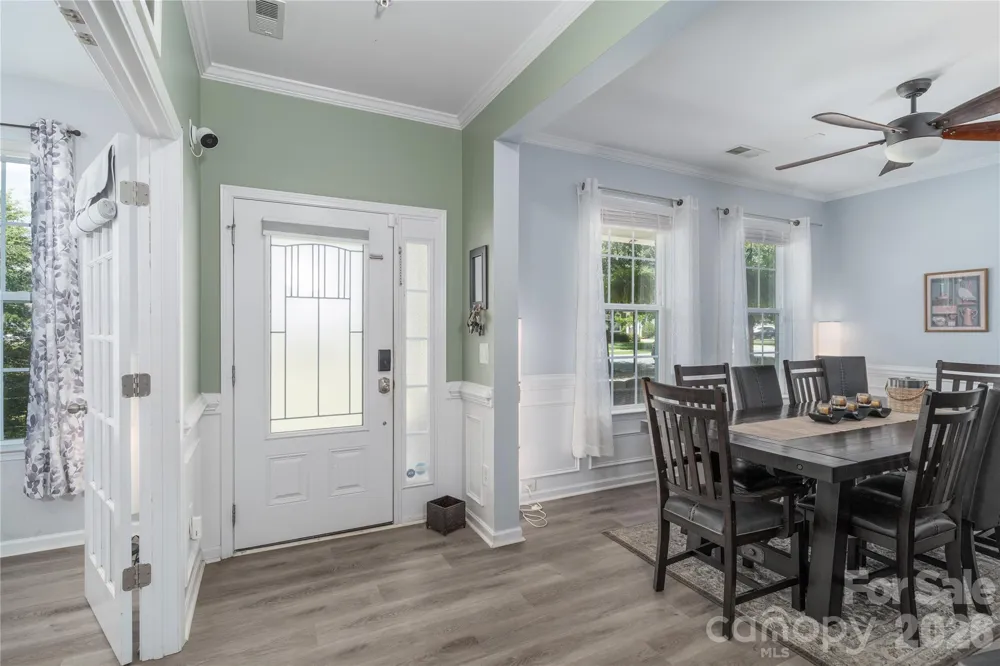 137 Flora Vista Drive Mooresville, NC 28117