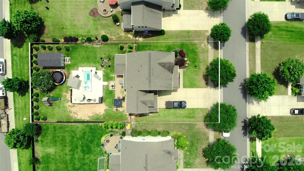 137 Flora Vista Drive Mooresville, NC 28117