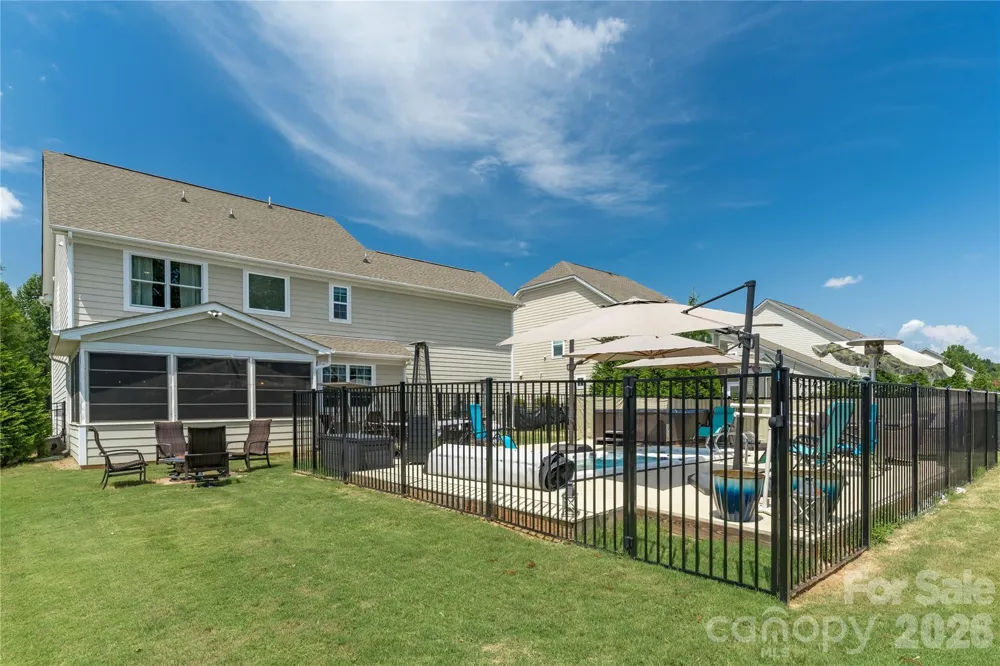 137 Flora Vista Drive Mooresville, NC 28117