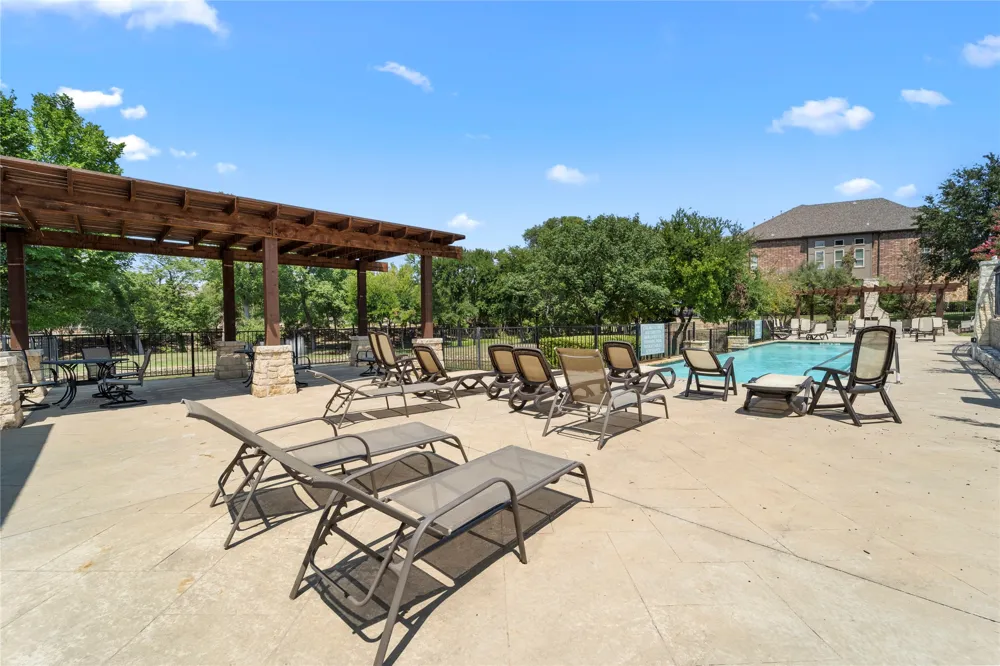 2952 Sheridan Drive Carrollton, TX 75010