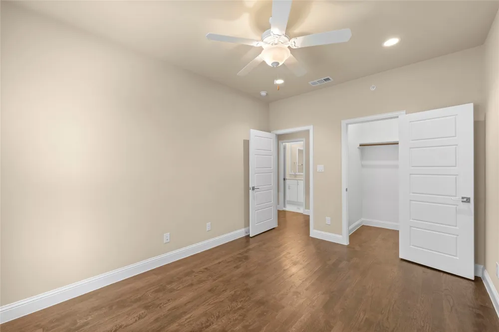 2952 Sheridan Drive Carrollton, TX 75010