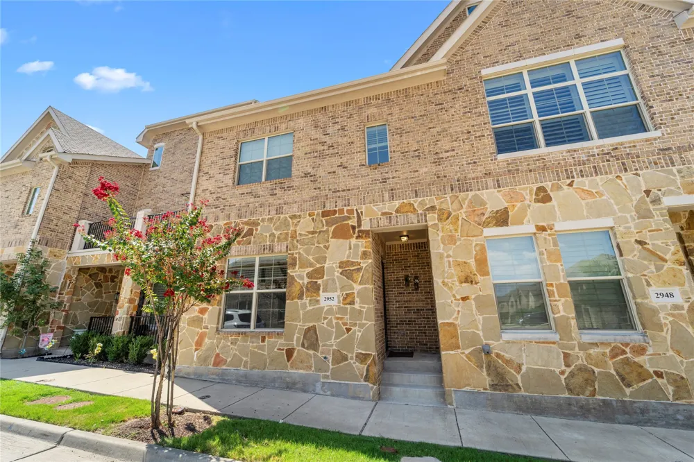 2952 Sheridan Drive Carrollton, TX 75010