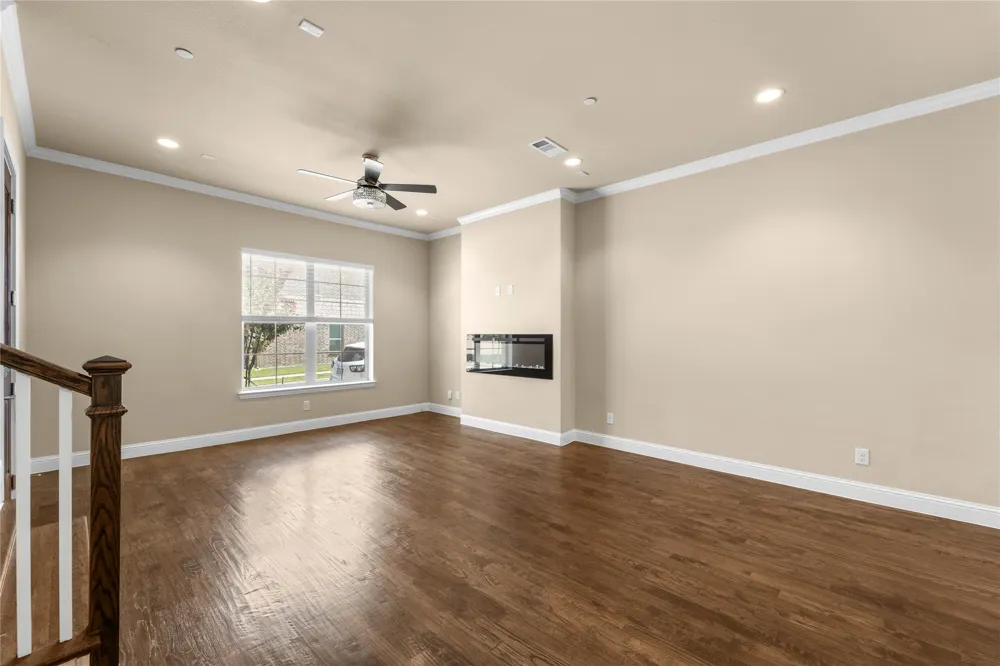 2952 Sheridan Drive Carrollton, TX 75010