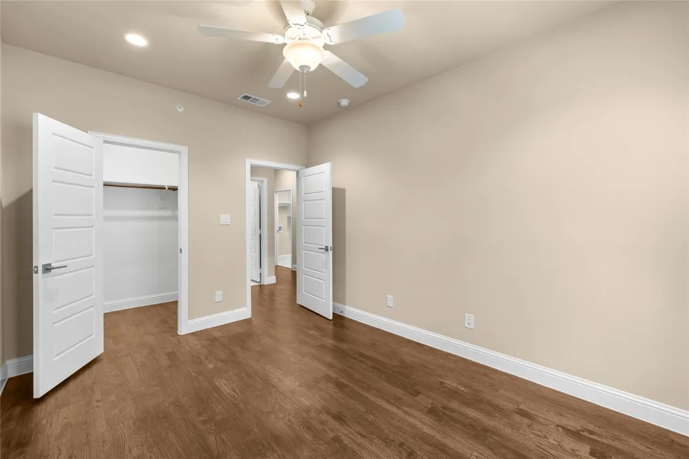 2952 Sheridan Drive Carrollton, TX 75010