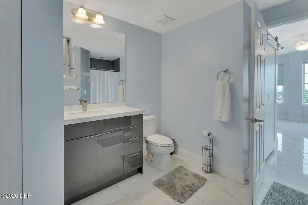 2801 S Ridgewood Avenue #914 South Daytona, FL 32119