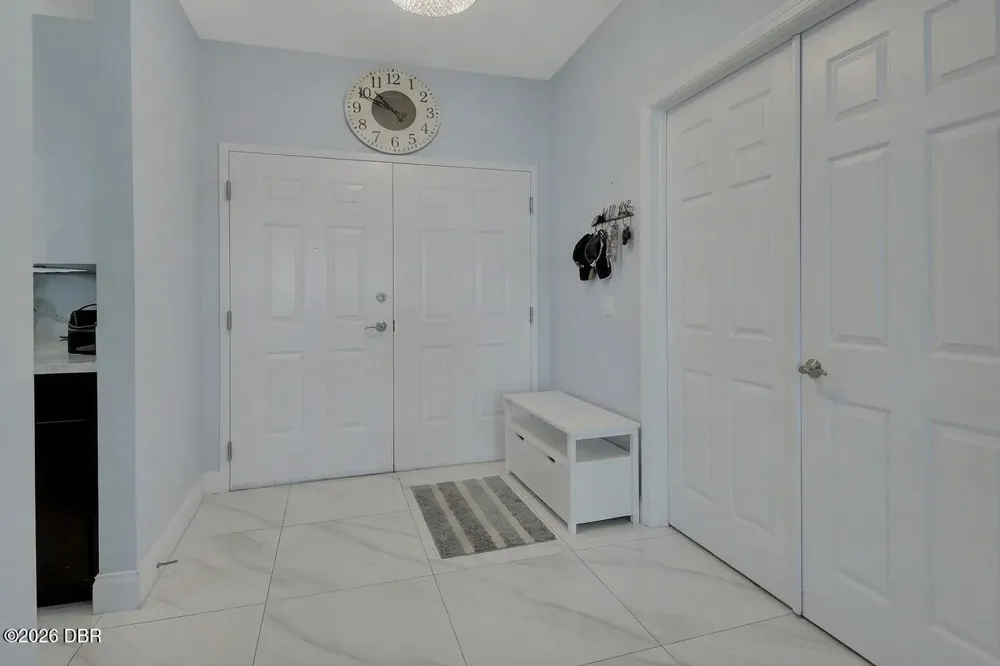 2801 S Ridgewood Avenue #914 South Daytona, FL 32119