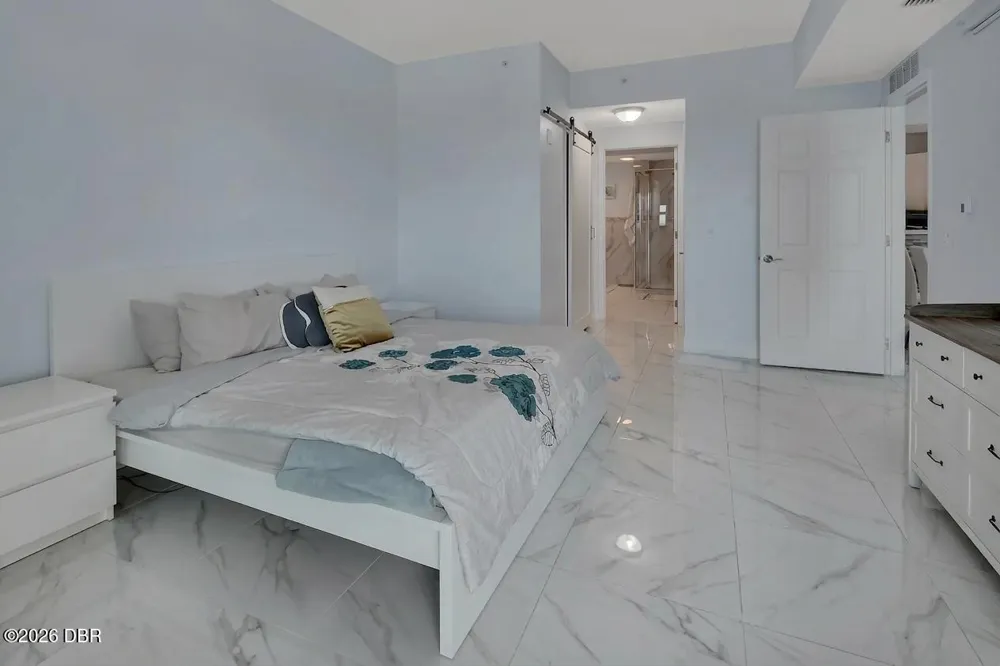 2801 S Ridgewood Avenue #914 South Daytona, FL 32119