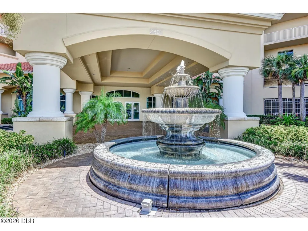 2801 S Ridgewood Avenue #914 South Daytona, FL 32119