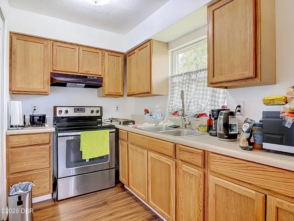 501 W Lisbon Parkway Deland, FL 32720
