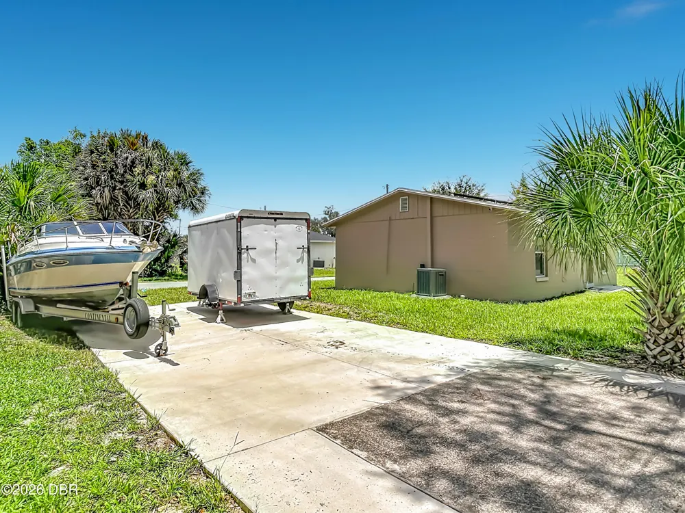 501 W Lisbon Parkway Deland, FL 32720