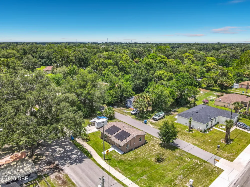 501 W Lisbon Parkway Deland, FL 32720