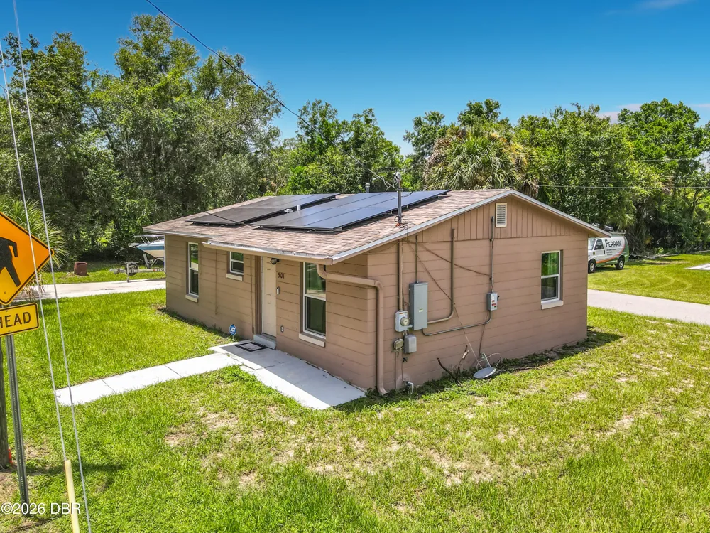 501 W Lisbon Parkway Deland, FL 32720