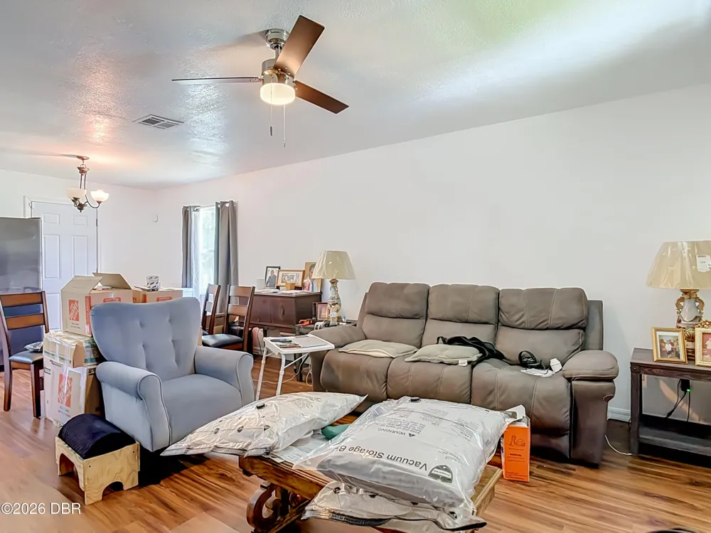 501 W Lisbon Parkway Deland, FL 32720