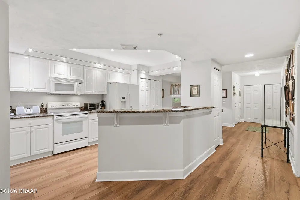 426 Bouchelle Drive #301 New Smyrna Beach, FL 32169