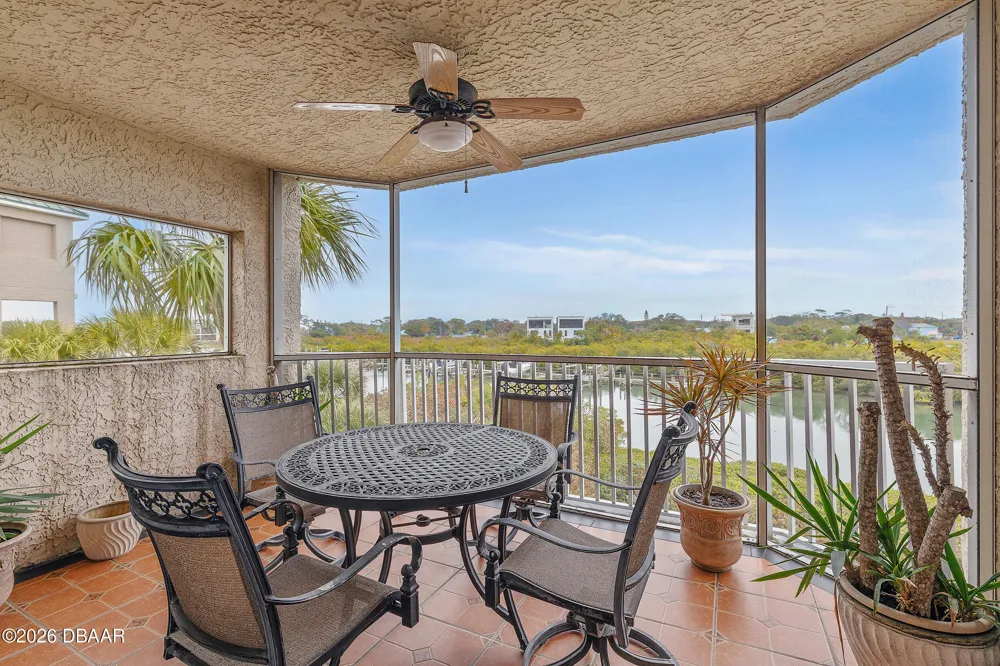 426 Bouchelle Drive #301 New Smyrna Beach, FL 32169