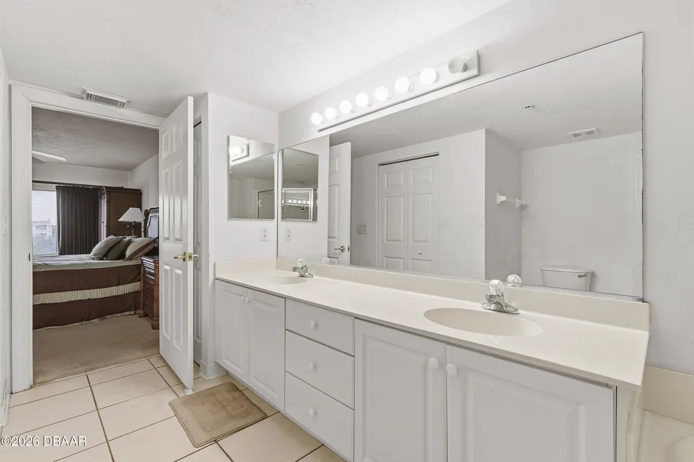 426 Bouchelle Drive #301 New Smyrna Beach, FL 32169