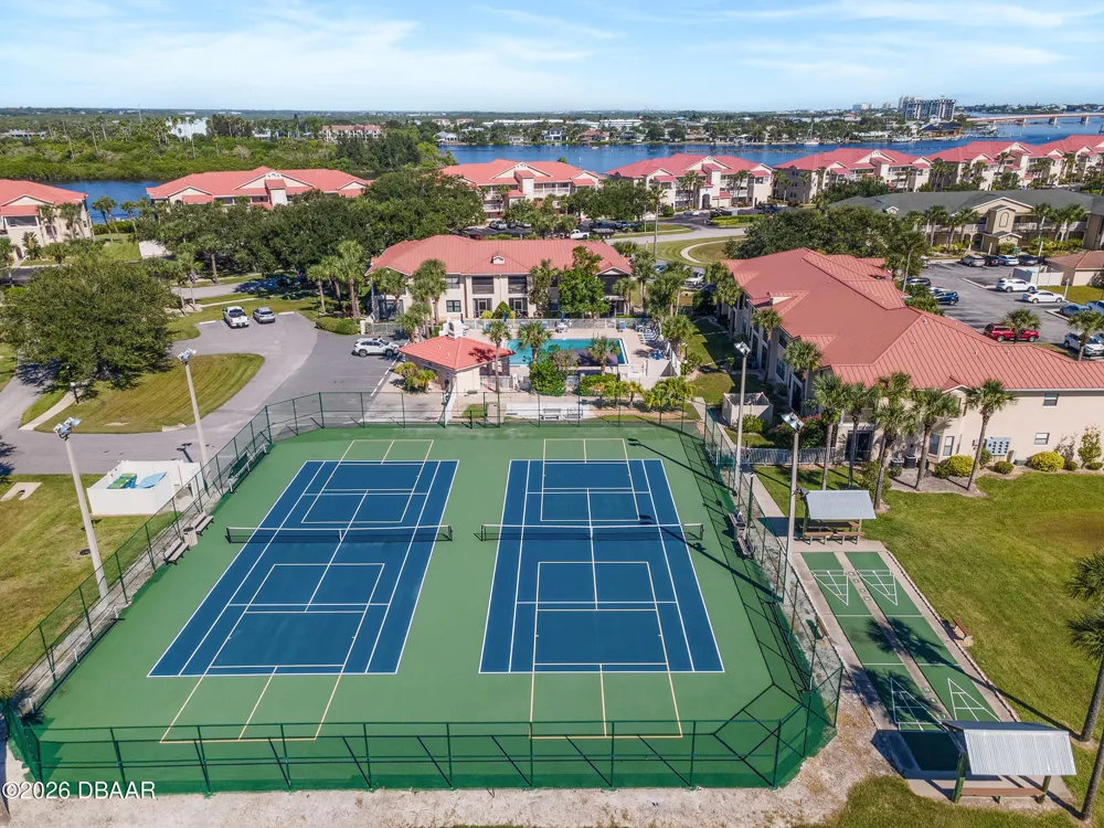 426 Bouchelle Drive #301 New Smyrna Beach, FL 32169