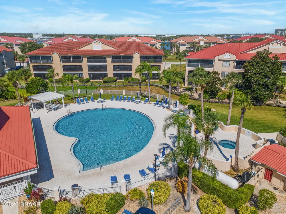 426 Bouchelle Drive #301 New Smyrna Beach, FL 32169