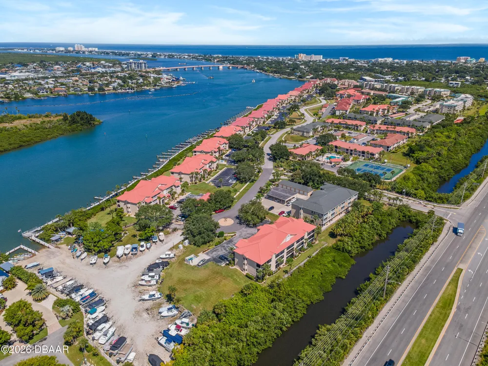 426 Bouchelle Drive #301 New Smyrna Beach, FL 32169