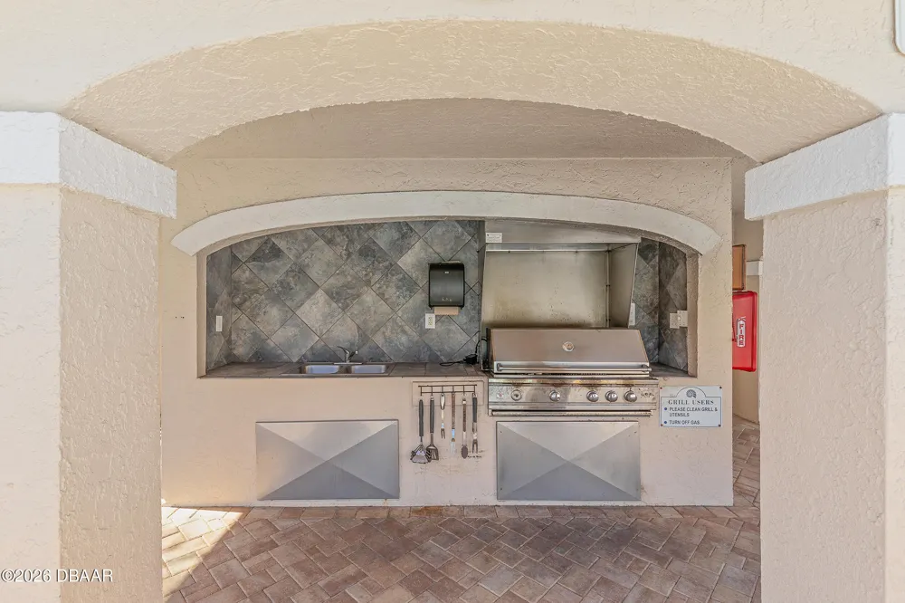 426 Bouchelle Drive #301 New Smyrna Beach, FL 32169