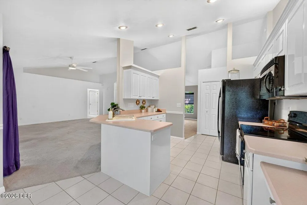 138 Bryan Cave Road South Daytona, FL 32119