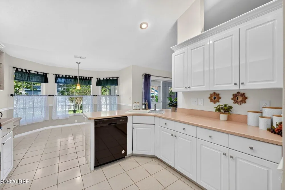 138 Bryan Cave Road South Daytona, FL 32119