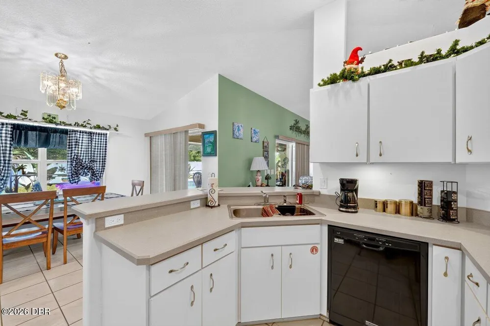 15 Pine Cedar Drive Palm Coast, FL 32164