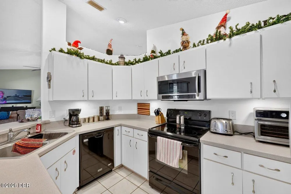 15 Pine Cedar Drive Palm Coast, FL 32164