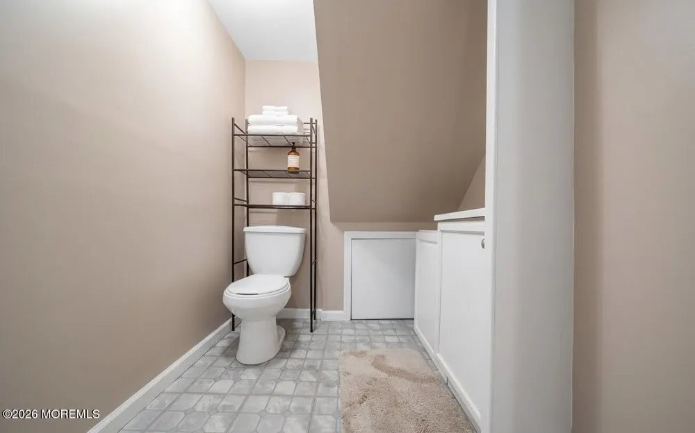 7 Porsche Drive Matawan, NJ 07747