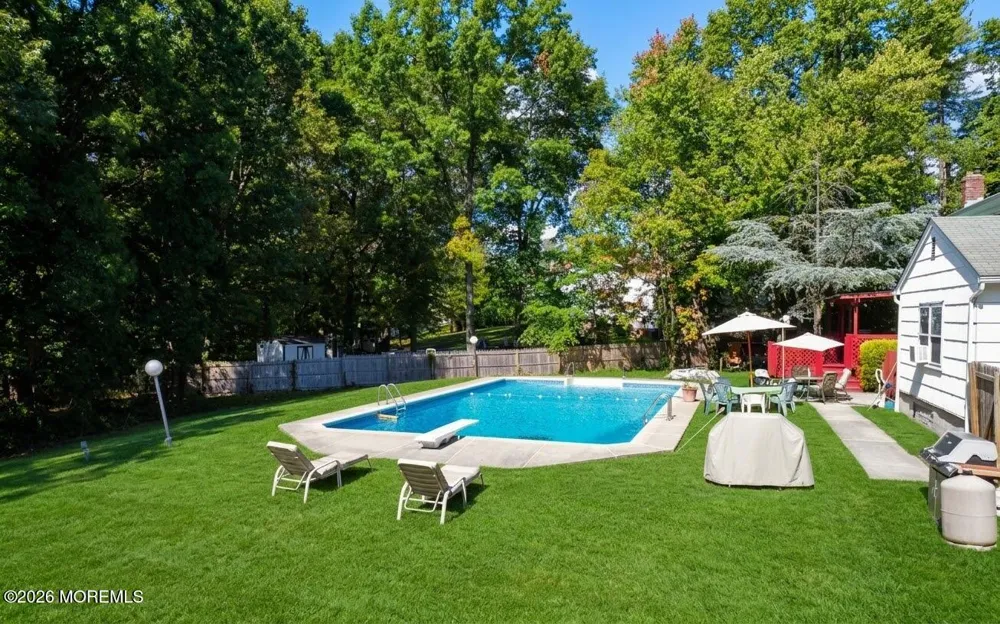 7 Porsche Drive Matawan, NJ 07747