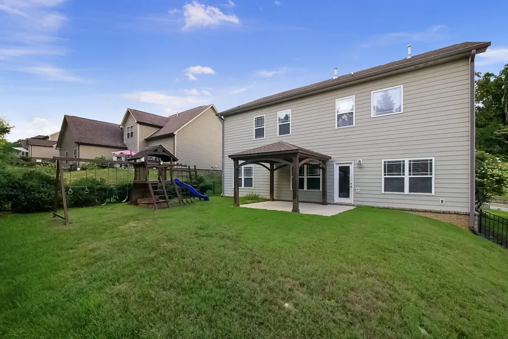 1276 Bridgeview Drive Chattanooga, TN 37415
