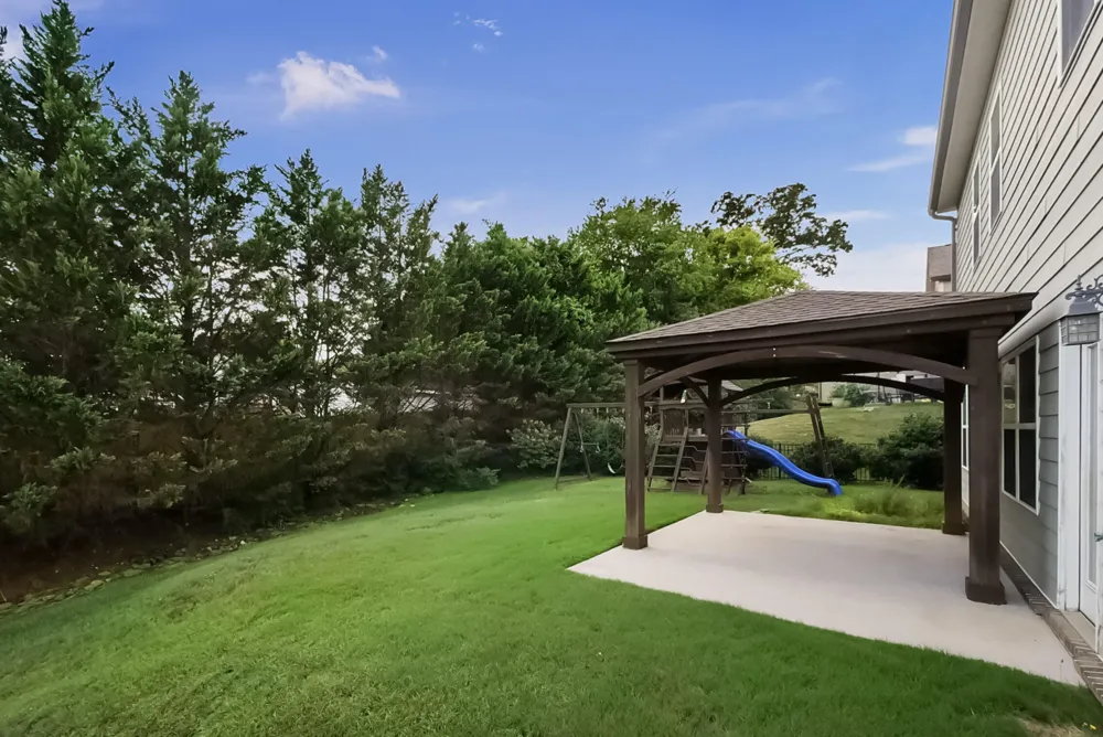 1276 Bridgeview Drive Chattanooga, TN 37415