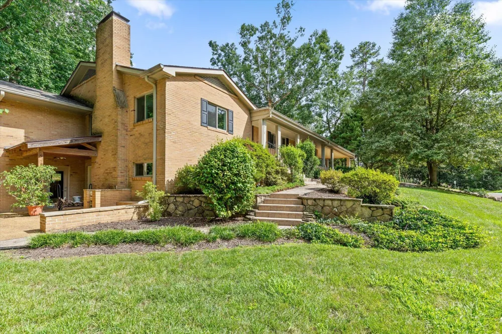 1910 Mcdade Lane Chattanooga, TN 37405