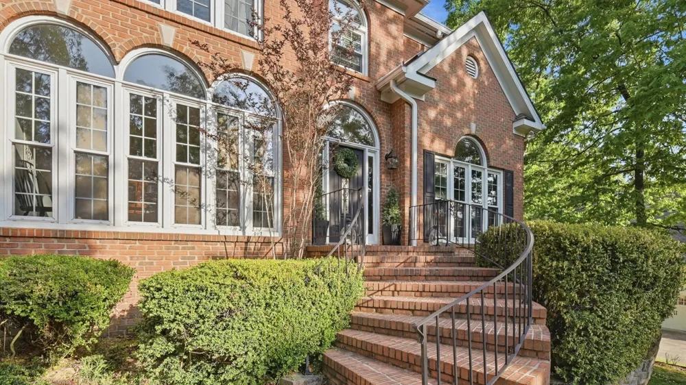 2928 Blue Teal Lane Signal Mountain, TN 37377