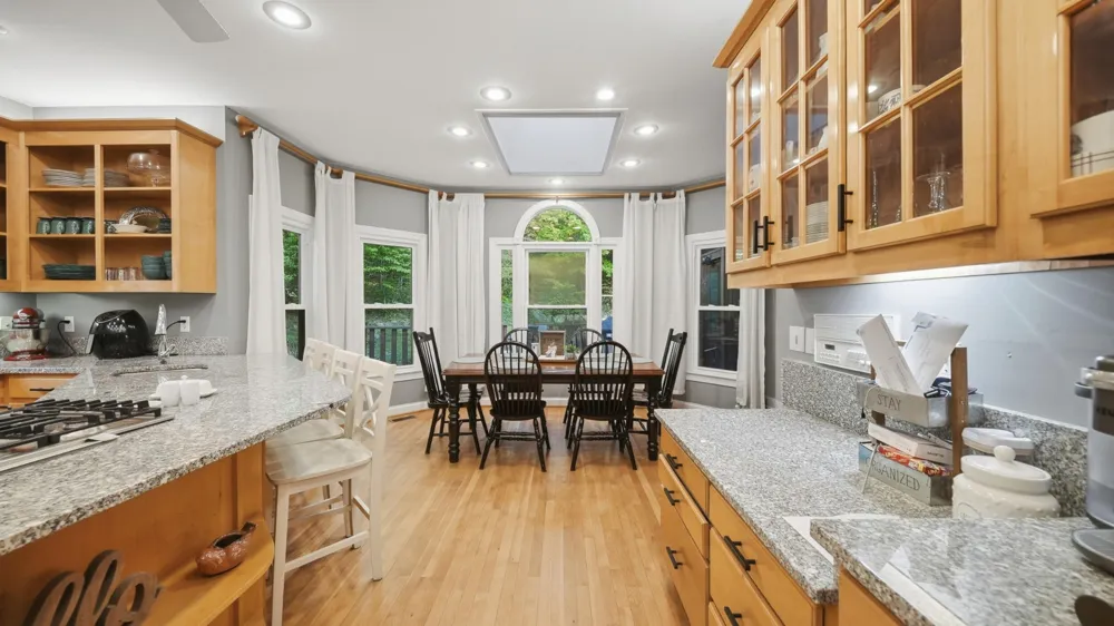 2928 Blue Teal Lane Signal Mountain, TN 37377