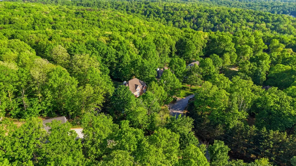 2928 Blue Teal Lane Signal Mountain, TN 37377