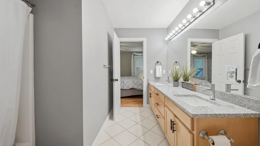2928 Blue Teal Lane Signal Mountain, TN 37377