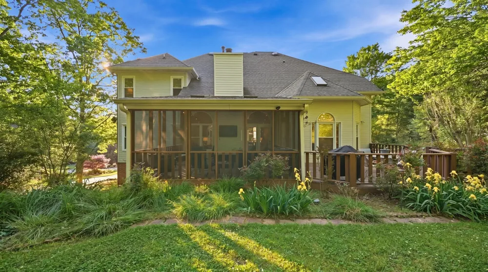 2928 Blue Teal Lane Signal Mountain, TN 37377