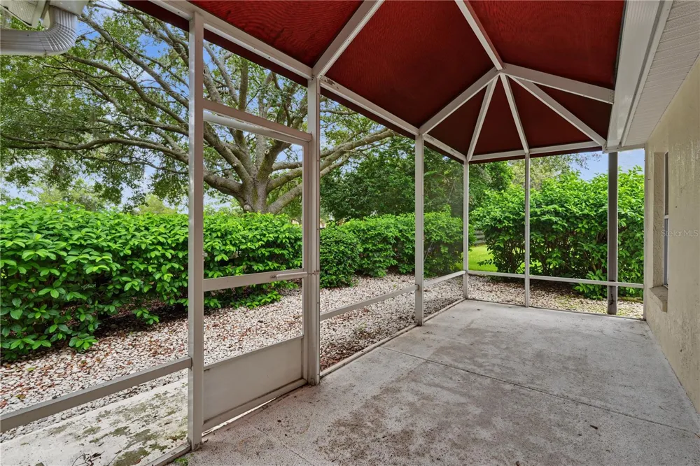556 KINGSTON WAY The Villages, FL 32162