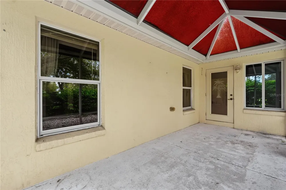 556 KINGSTON WAY The Villages, FL 32162