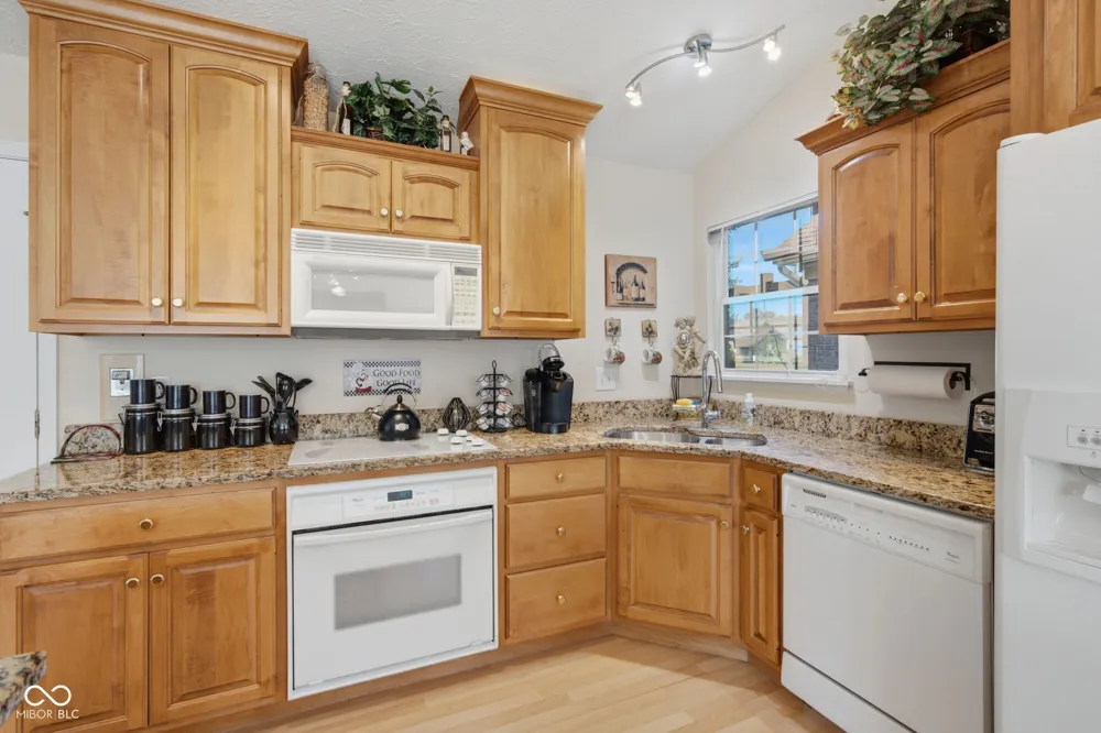5747 Cross Bridge Way Plainfield, IN 46168