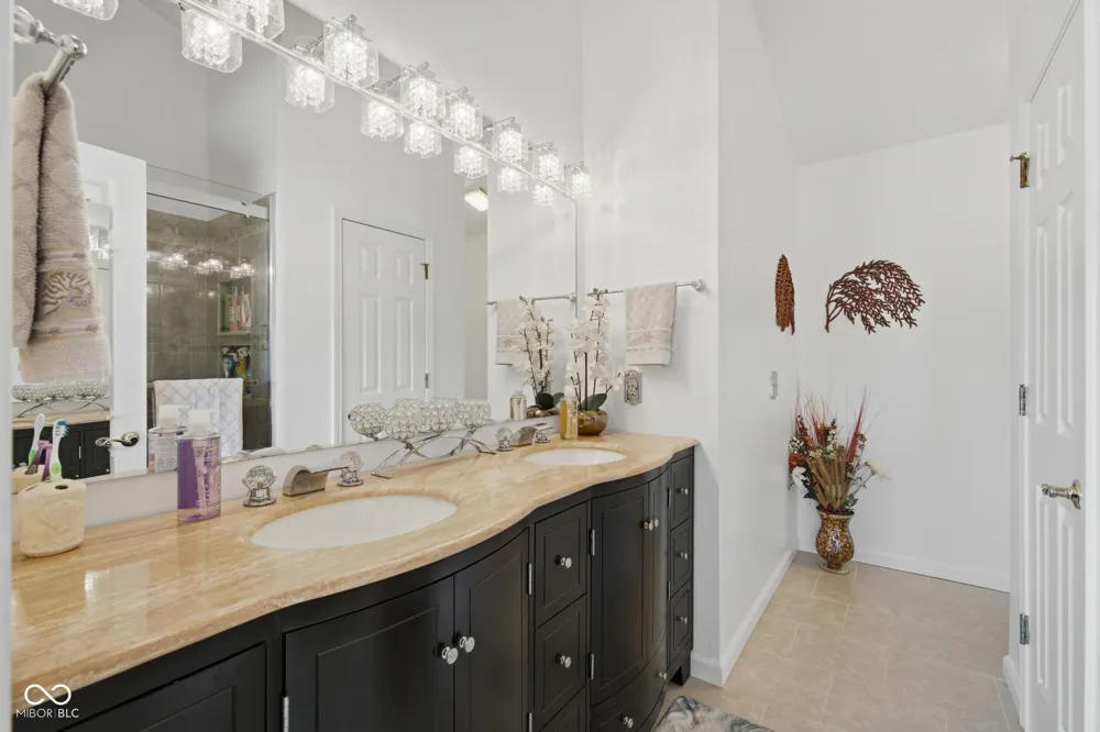 5747 Cross Bridge Way Plainfield, IN 46168