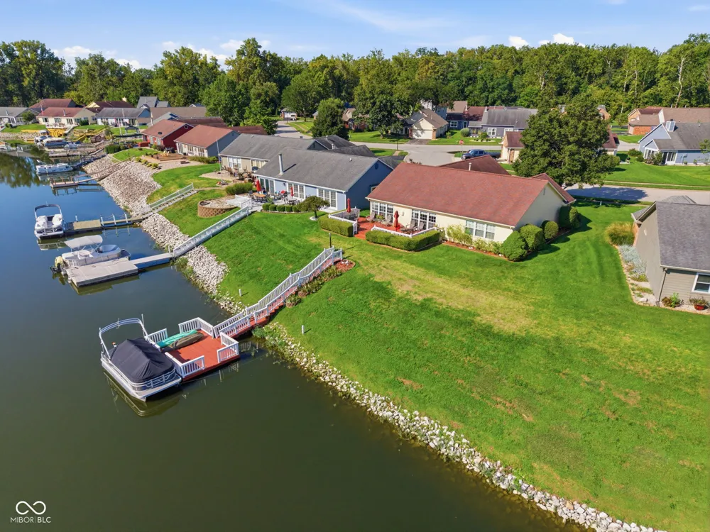 5747 Cross Bridge Way Plainfield, IN 46168